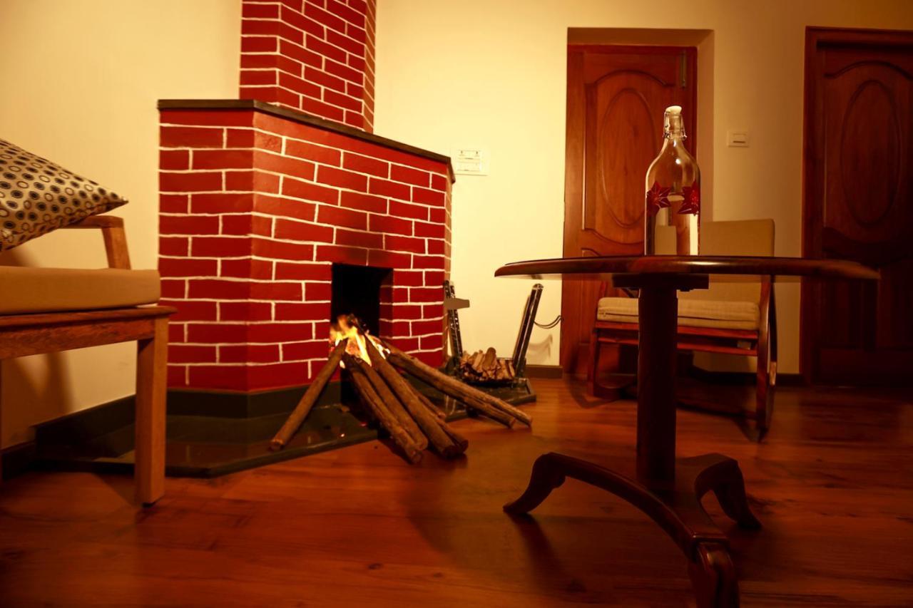 Green Wood Hill Cottage ウーティ エクステリア 写真